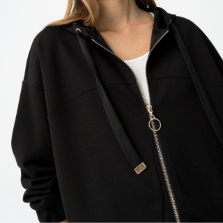 Chaqueta con capucha de gran tamaño